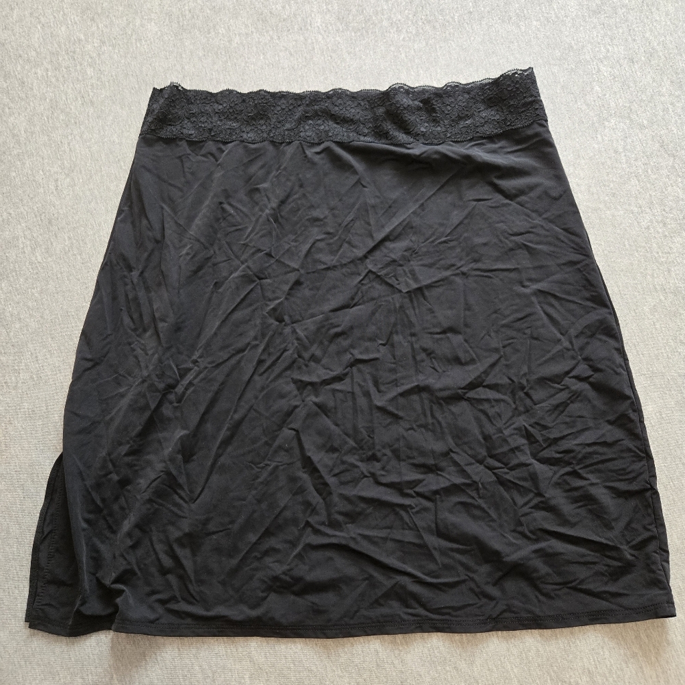 3/$20 JKY by Jockey Black Stretch Half Slip Skirt Lace Trim